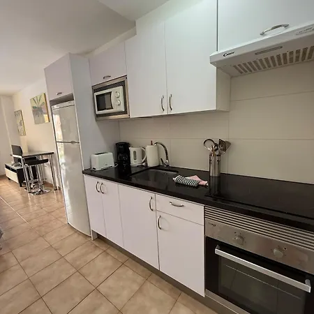 Daire Modern Free Wifi Heated Pool Los Cristianos (Tenerife)