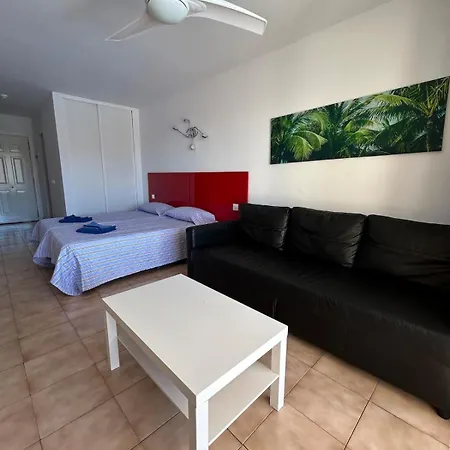 Daire Modern Free Wifi Heated Pool *