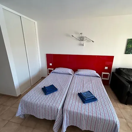 Apartment Modern Free Wifi Heated Pool *